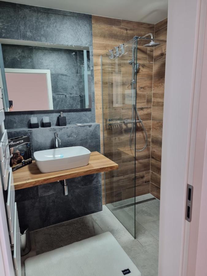 Apartment Max Loučná pod Klínovcem Exterior foto